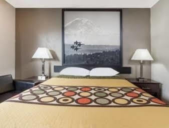 Super 8 By Wyndham Bremerton Εξωτερικό φωτογραφία